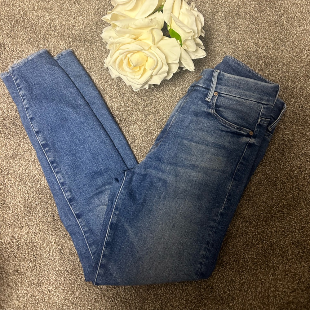 MOTHER Women's skinny Jeans in Classic Blue, size 26